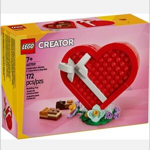 Lego Celebration Series: Valentine's Day Box